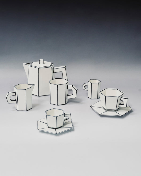 Carte Blanche tea pots