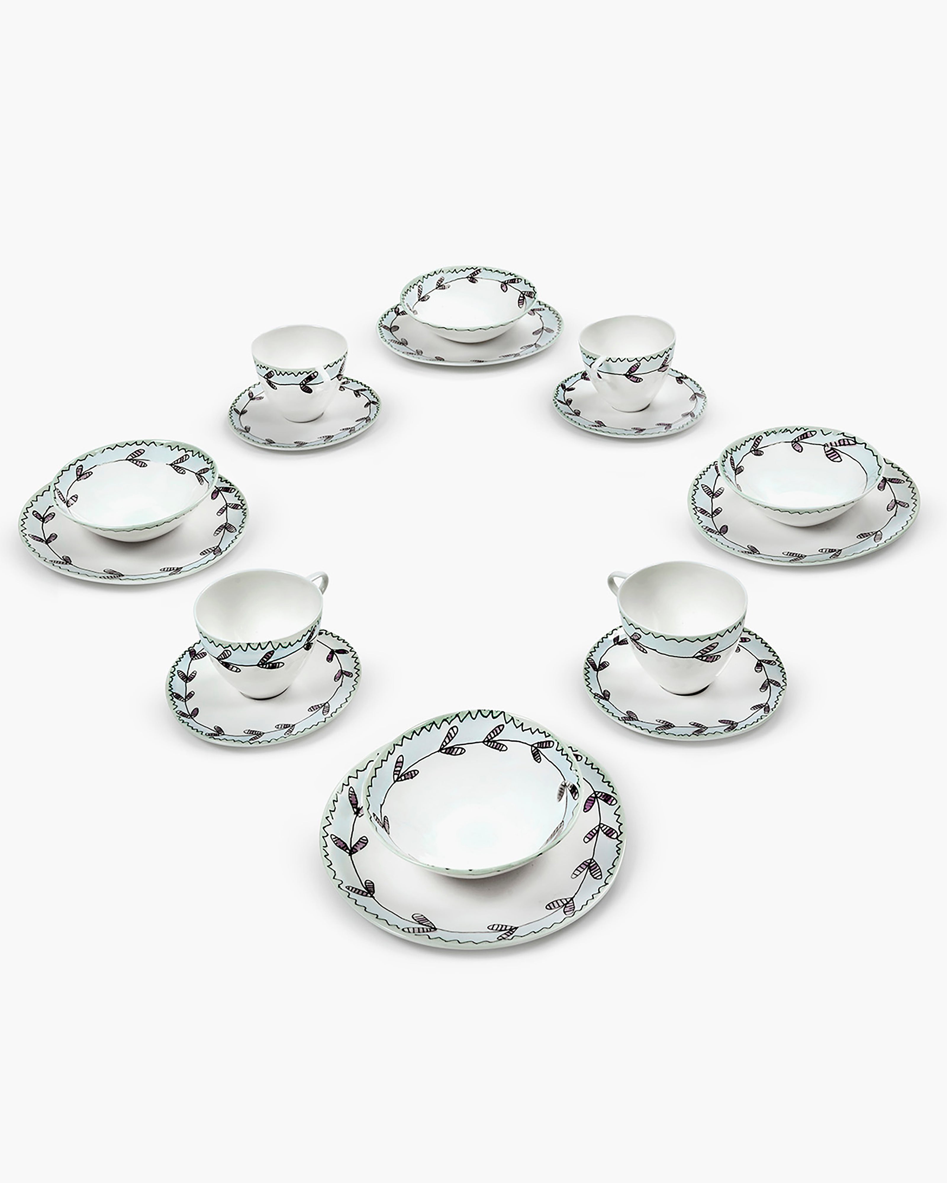 Breakfast set 16 pieces blossom milk midnight flowers