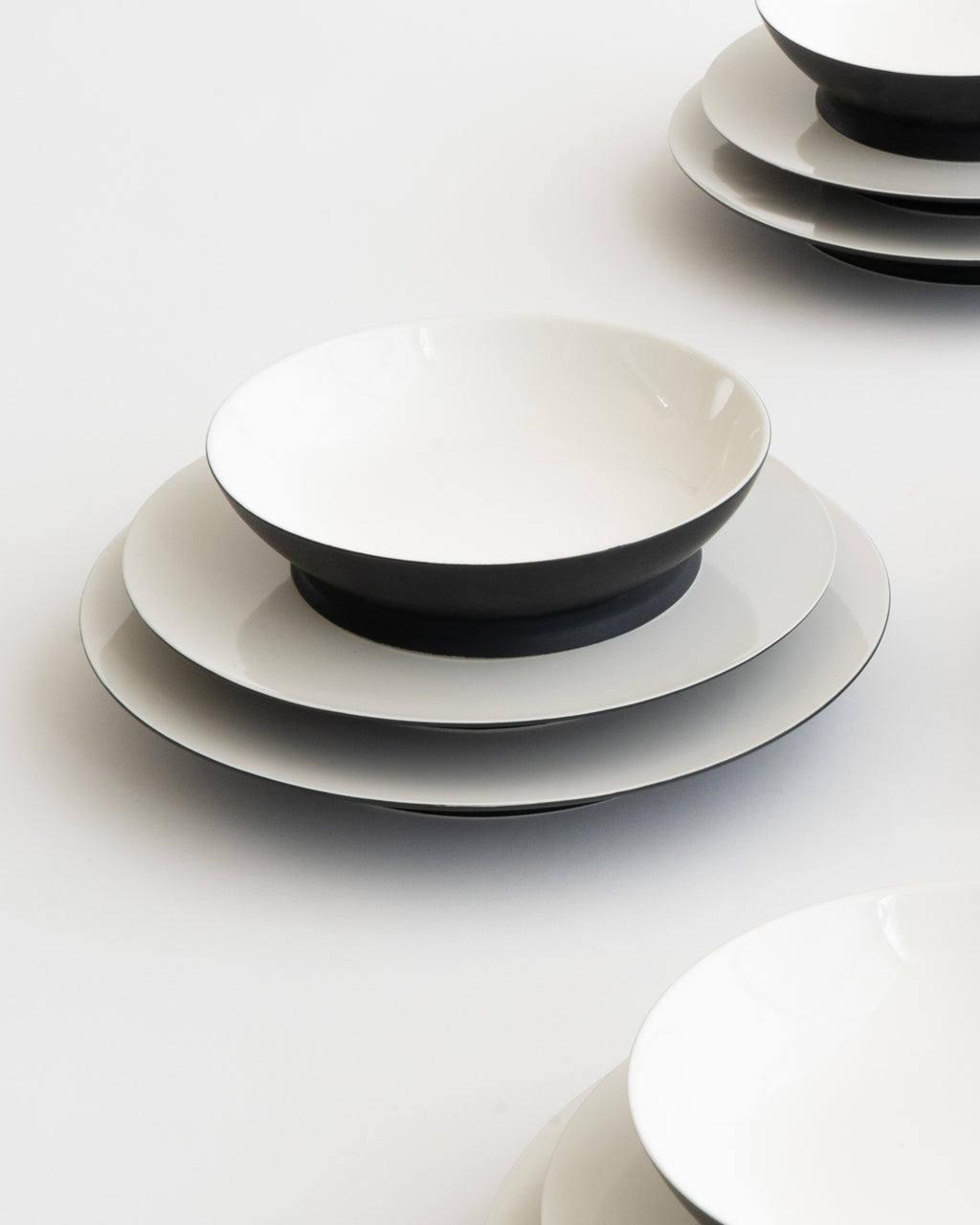 Dinner Set 12 pieces - Ra by Ann Demeulemeester - Black/off white