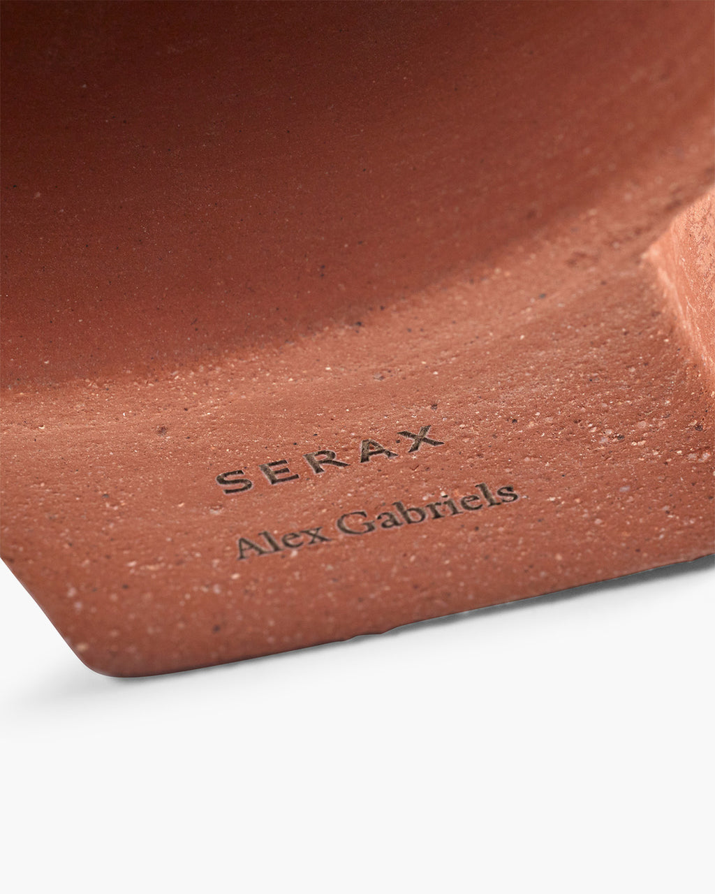 B0425102-301 Serax Alex Gabriels