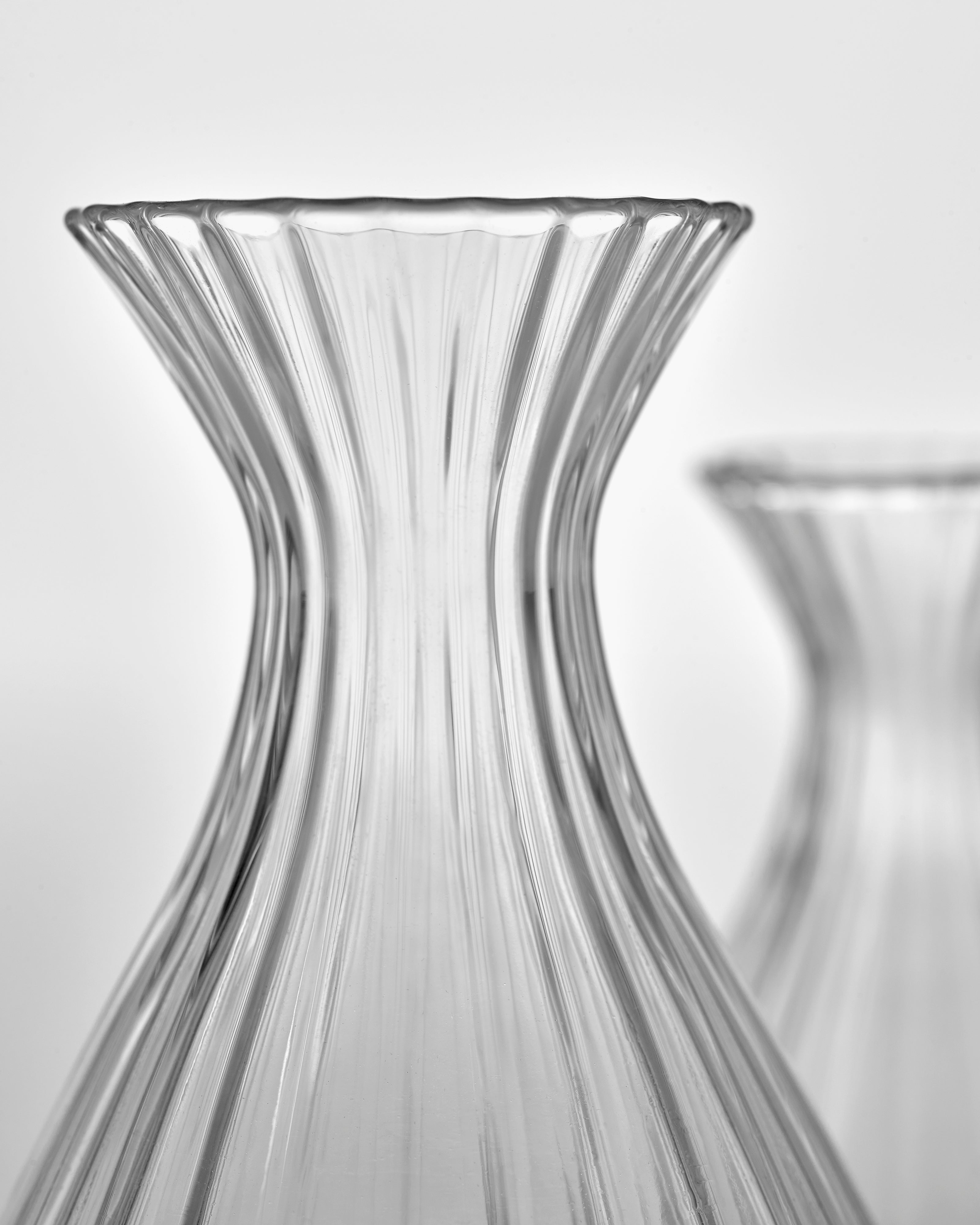 Carafe S transparent ribbed 16cl Inku – SERAX