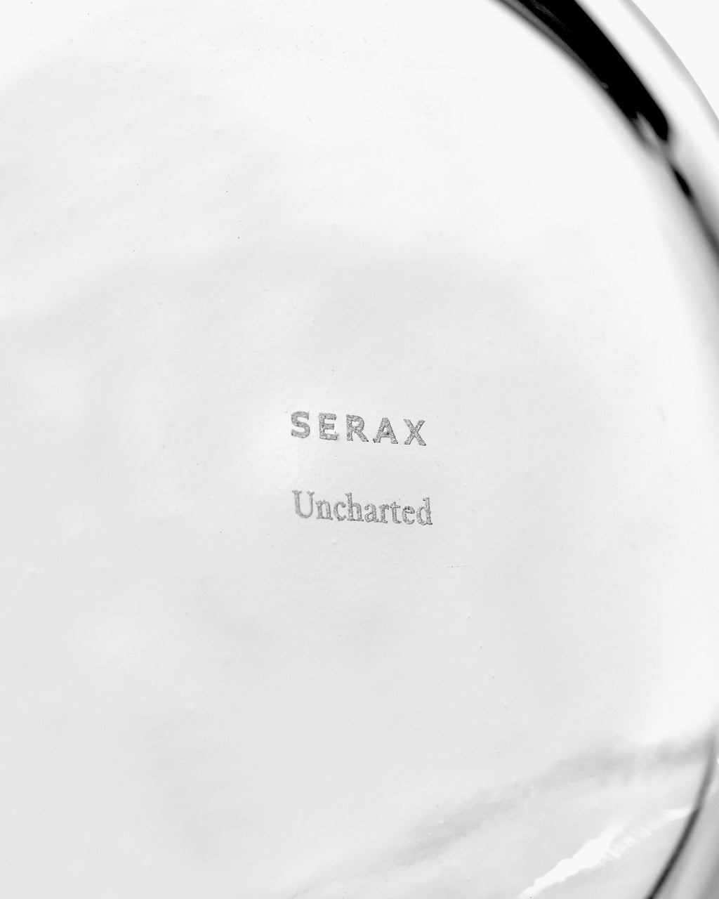 B0824401-050 Serax Uncharted