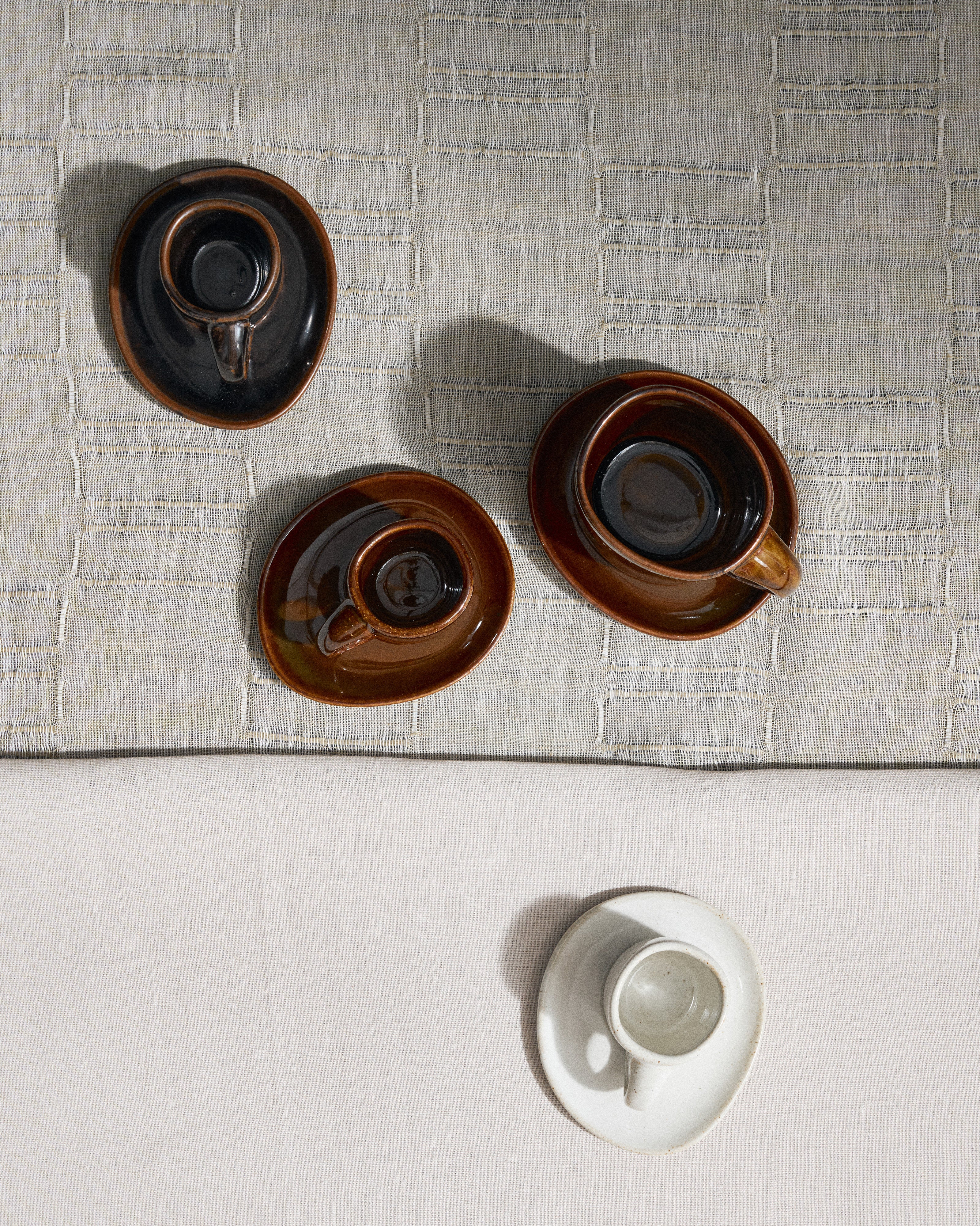 Espresso cup ocher Out of lines – SERAX