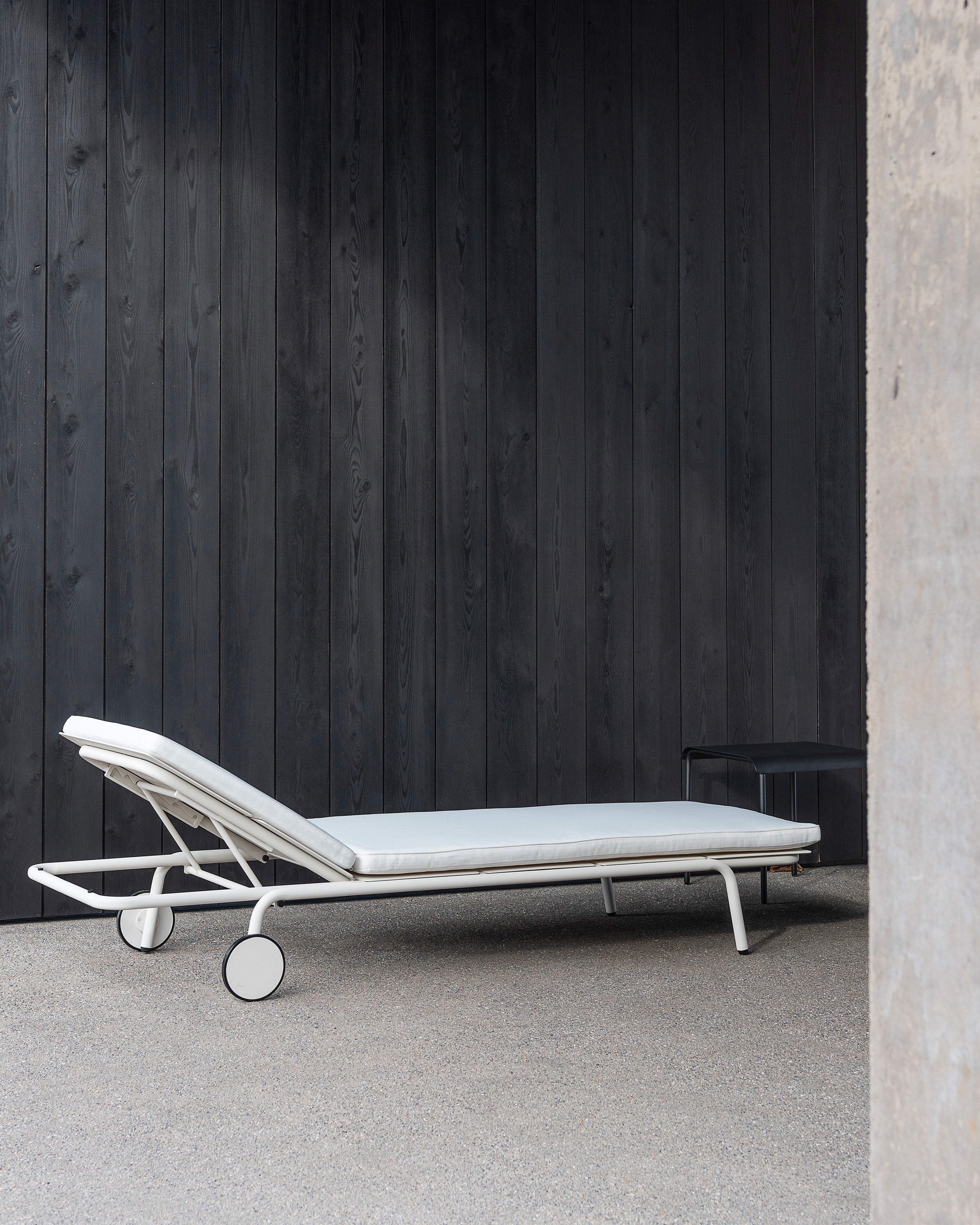 Sun lounger aluminium sand August – SERAX
