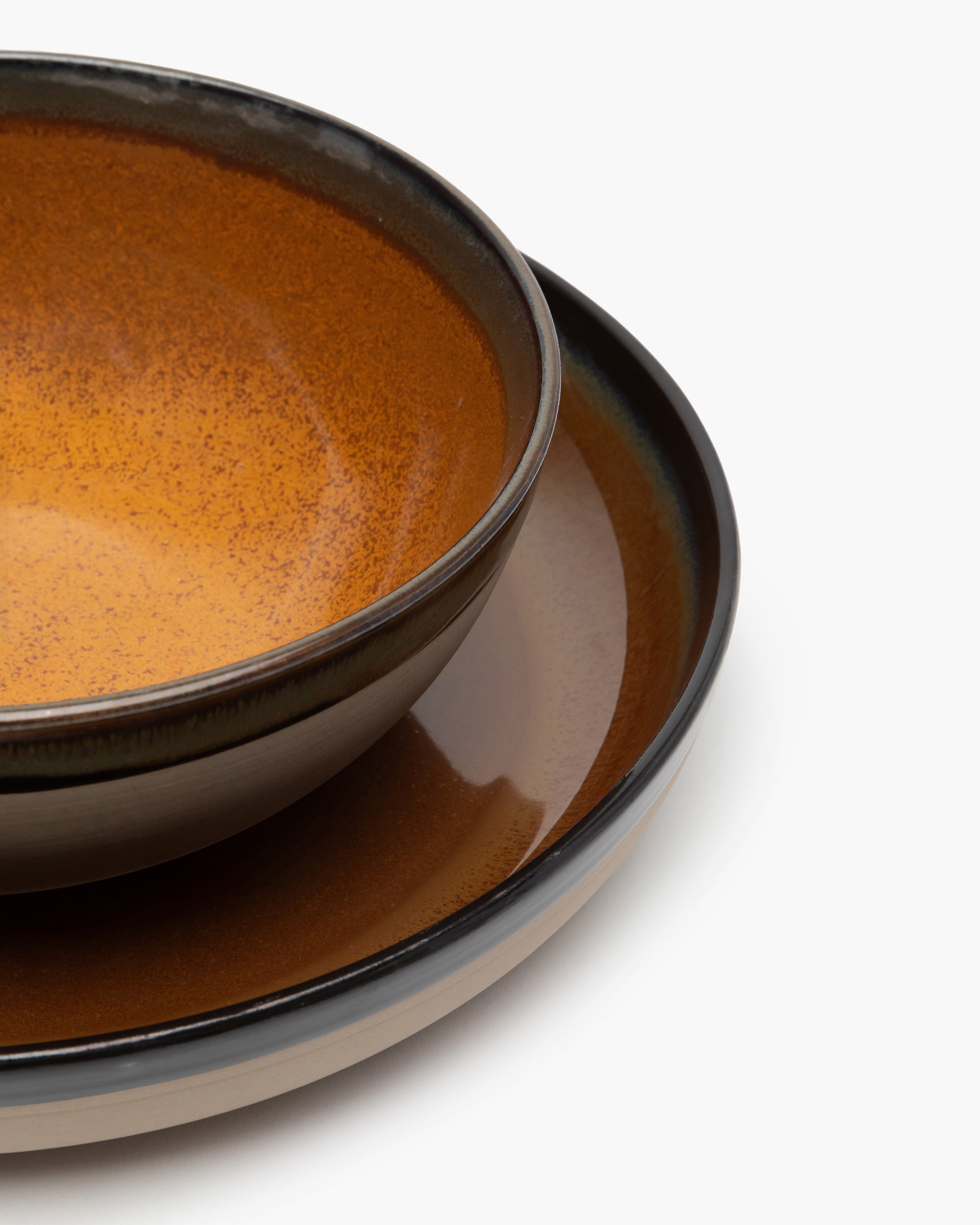 Serving plate rusty brown Surface – SERAX