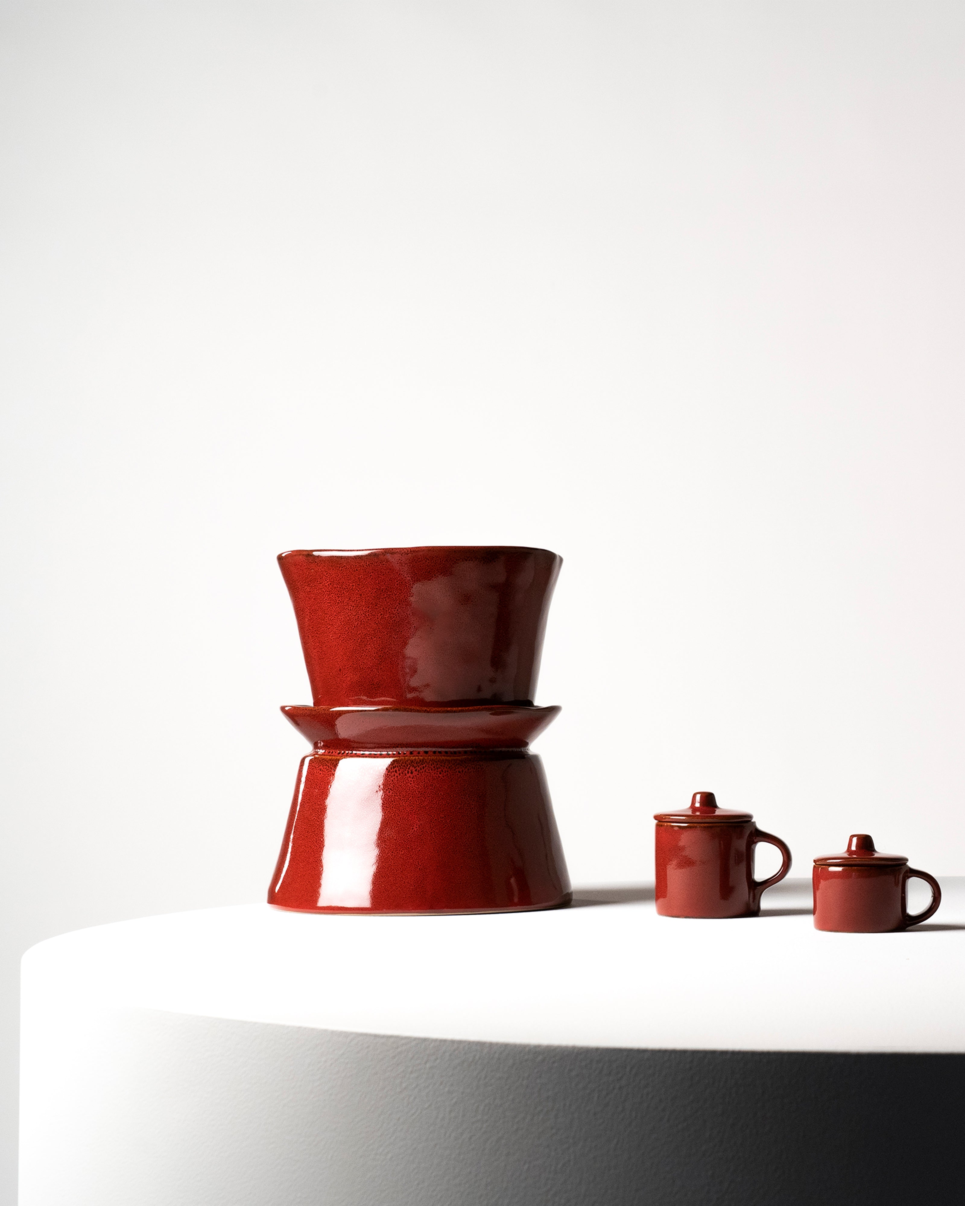 Espresso cup with lid venetian red La Mère – SERAX
