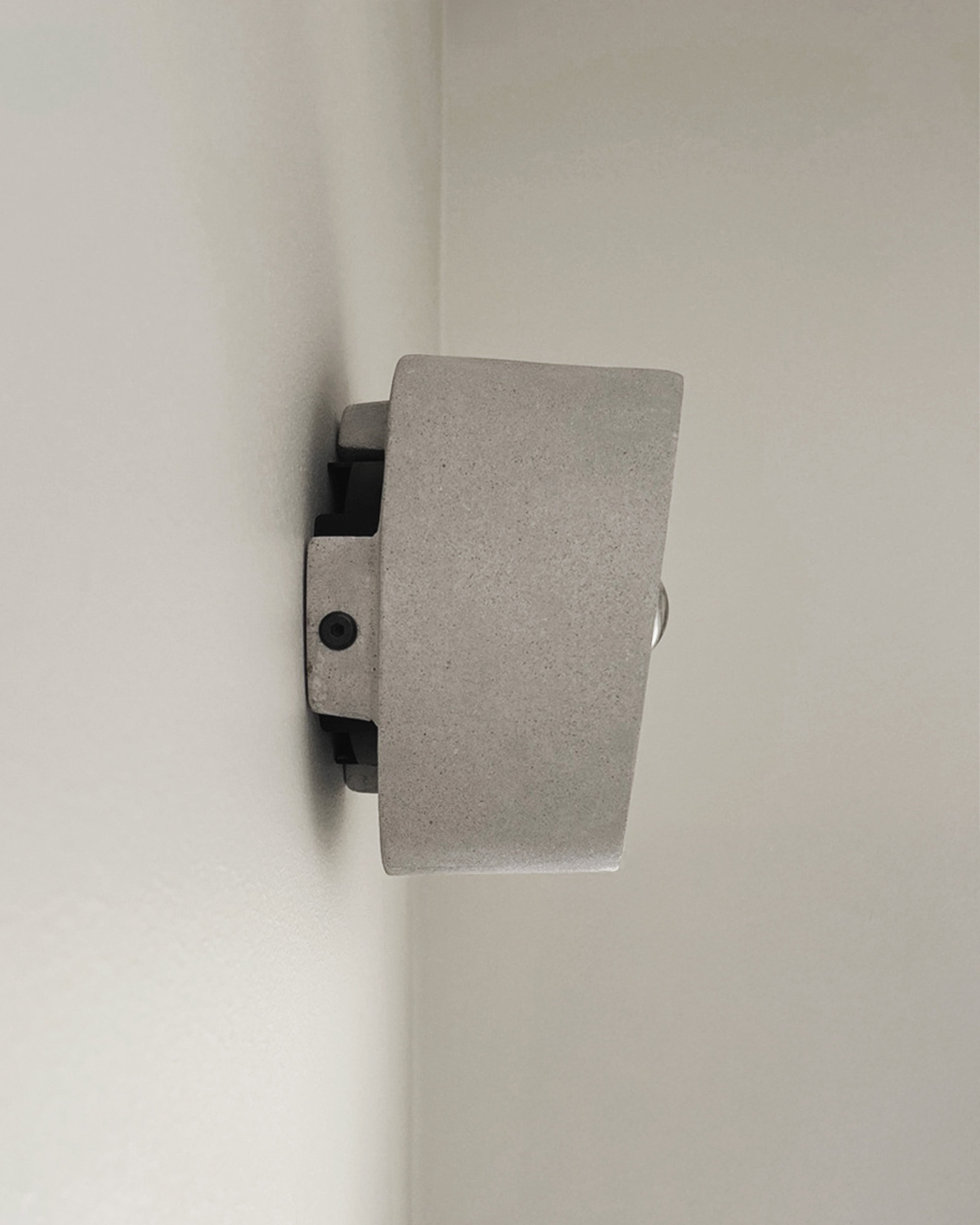 Wall lamp S concrete Chadophe – SERAX