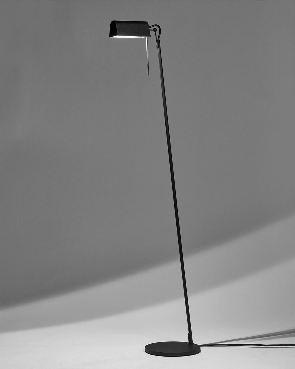 B7226004-900