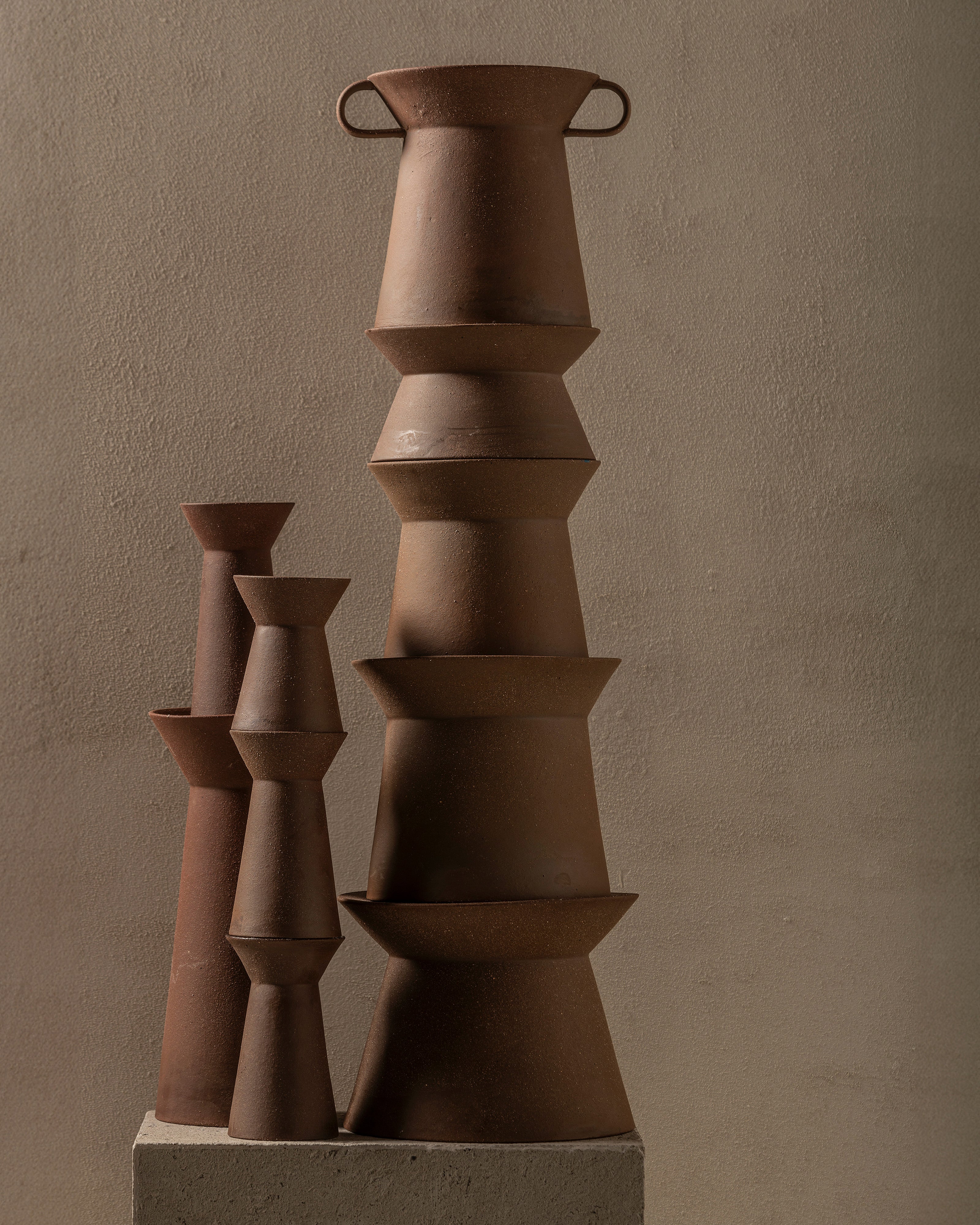 Vase 03 M red brown Marie-Ann – SERAX