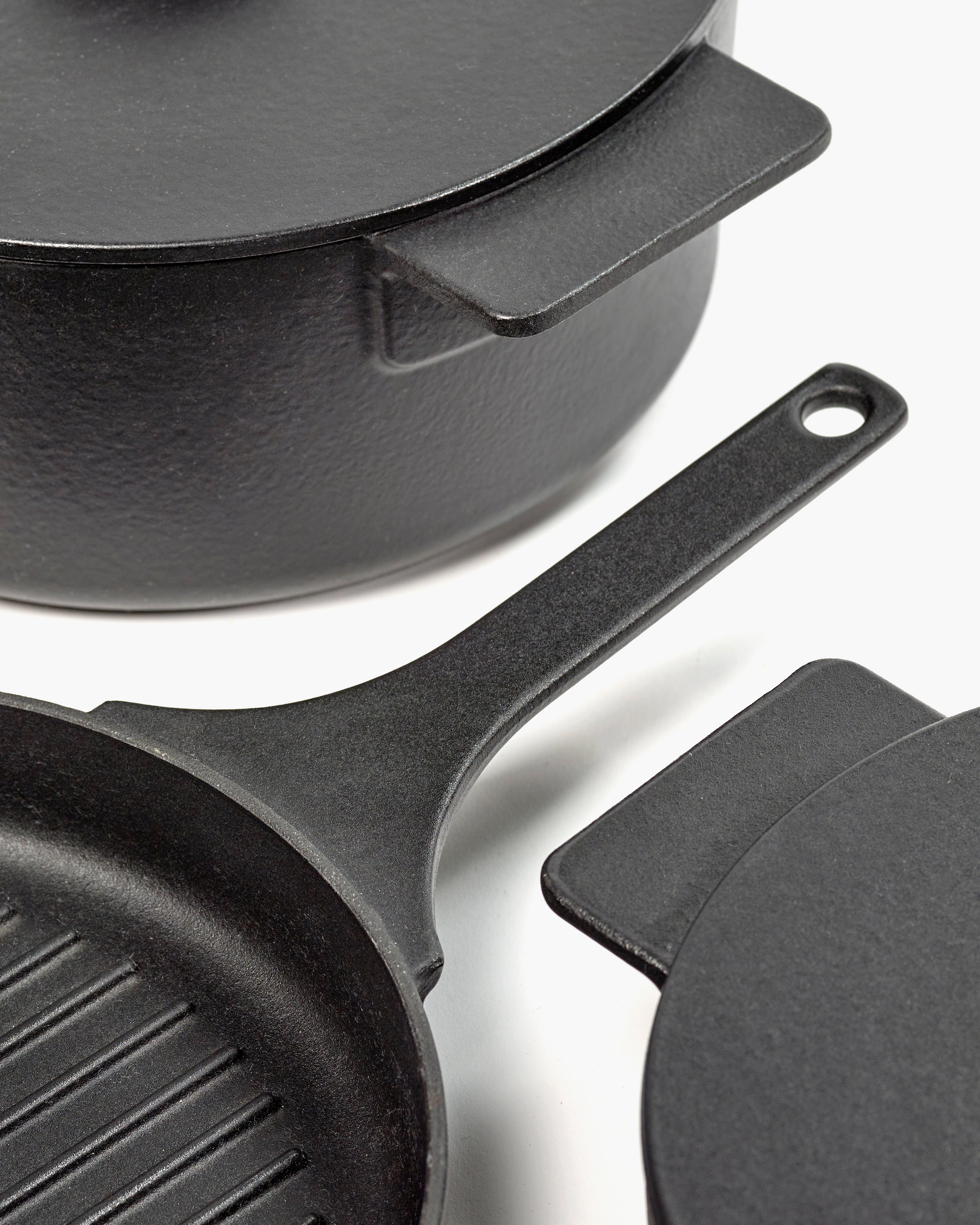 Grill pan cast iron black Surface