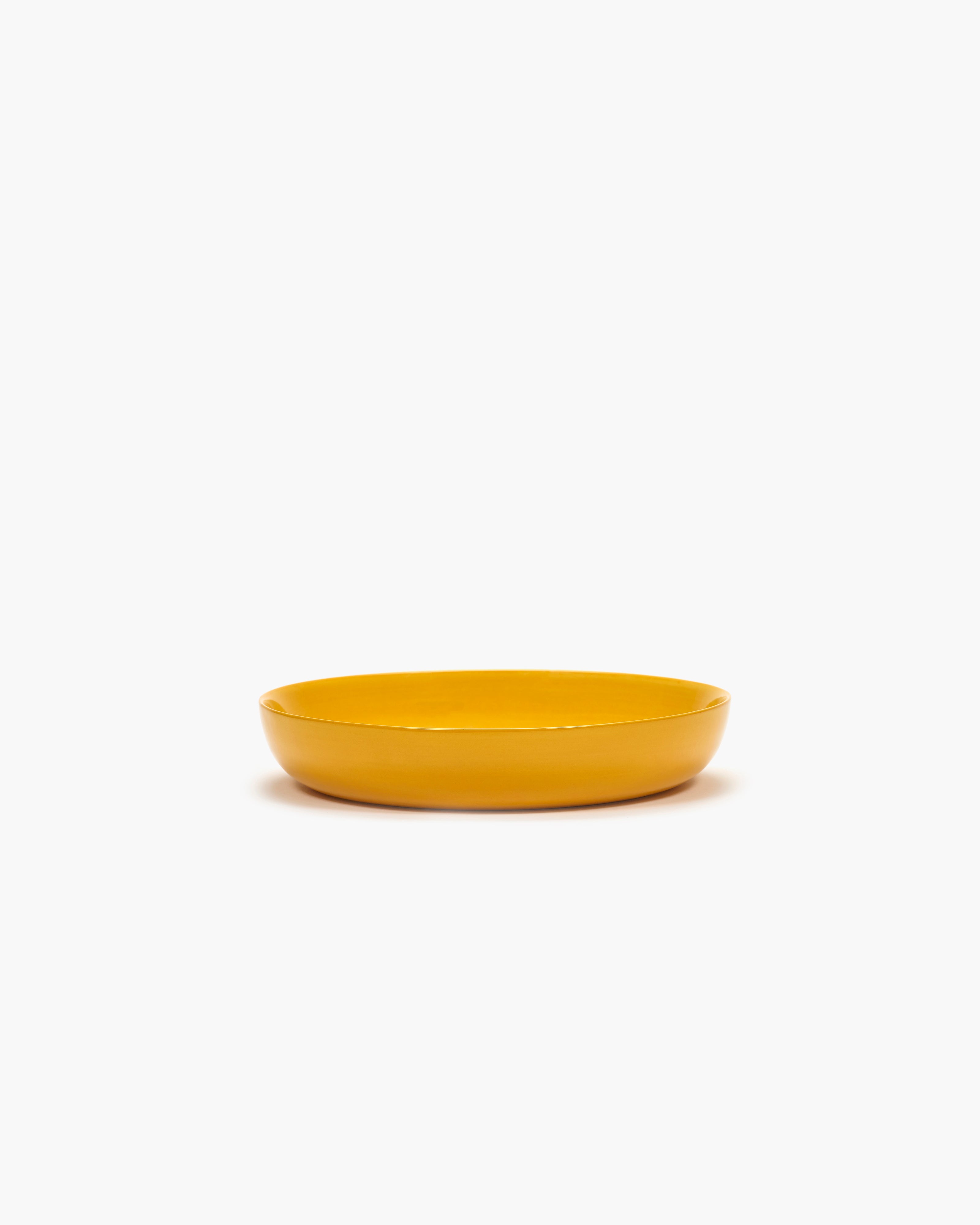 Deep plate yellow - black dots Feast – SERAX