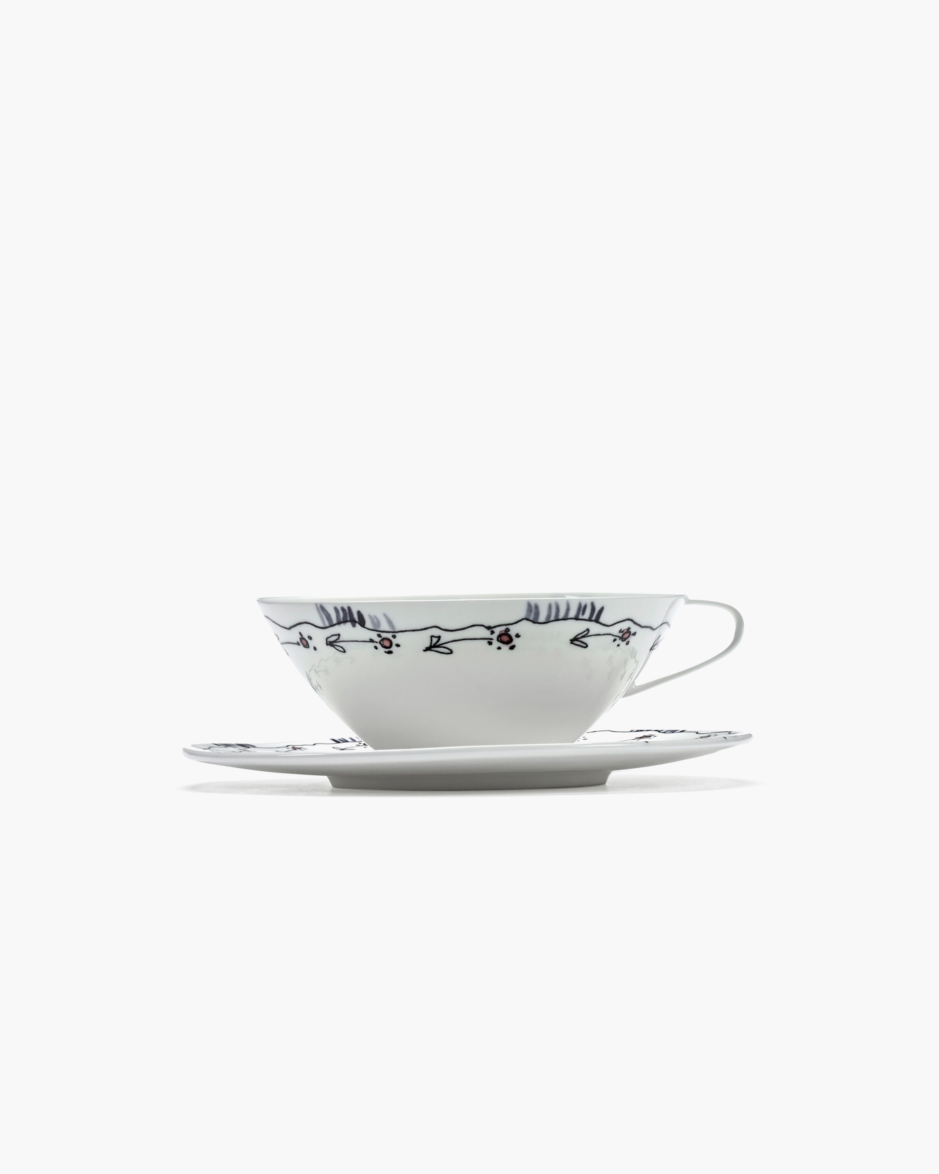 Tea cup with saucer Anemone milk Midnight Flowers – SERAX